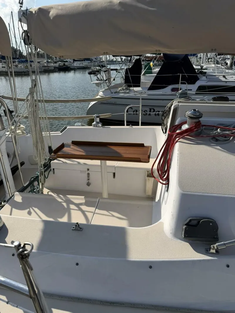 Slide: The Image of J/32 Removeable Cockpit Table, Comfort Group - 5868085