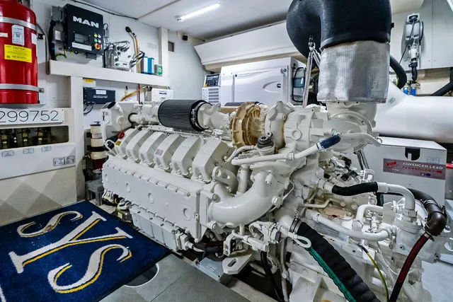 Slide: The Image of Ferretti 780 2019 - 85