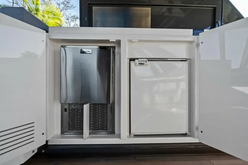 Slide: The Image of Ferretti Yachts 780 2019 - 5864763