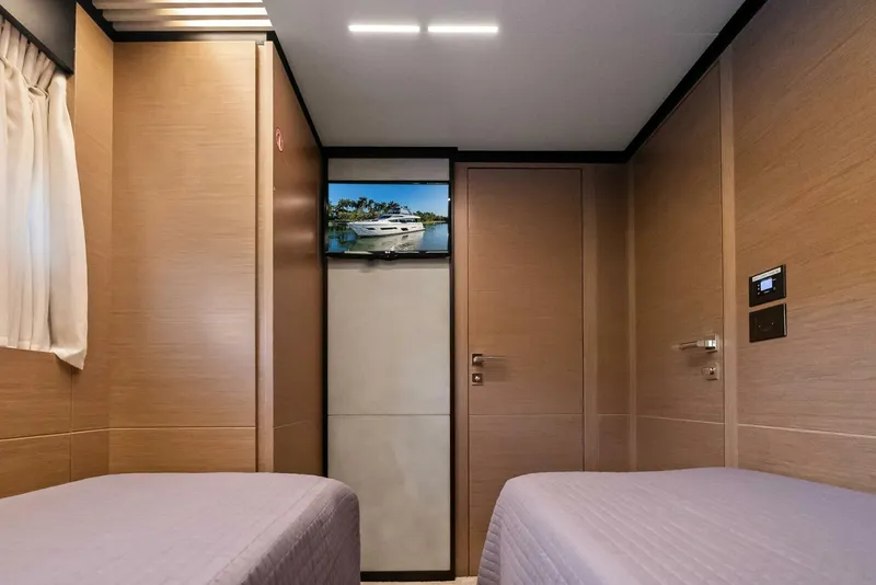 Slide: The Image of Ferretti Yachts 780 2019 - 5864796