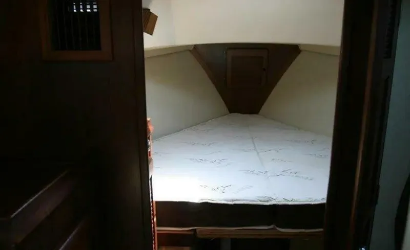 Slide: The Image of Island Packet 31 1986 - 5864841