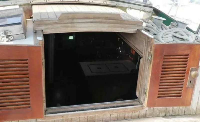 Slide: The Image of Tayana 37 1979 - 5864927