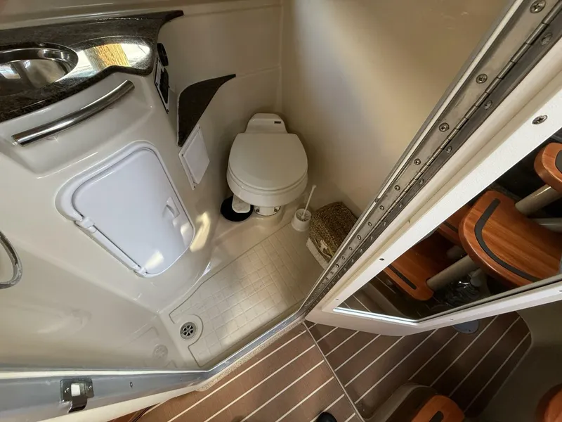 Slide: The Image of IMG_4633 - 5865201