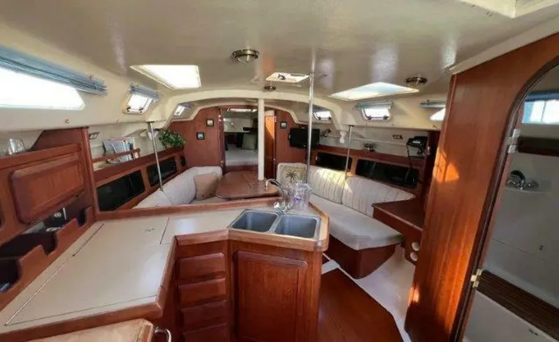 Slide: The Image of Hunter 35.5 1990 - 5865098