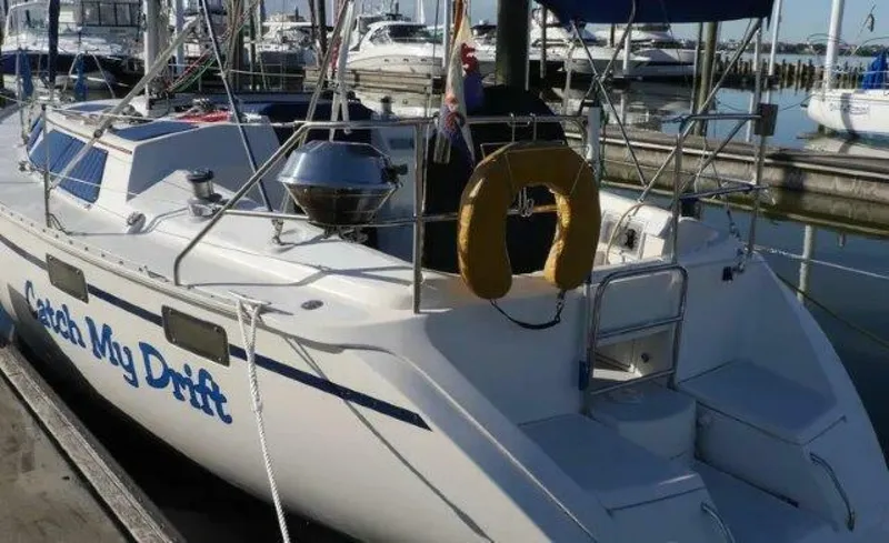 Slide: The Image of Hunter 35.5 1990 - 5865085