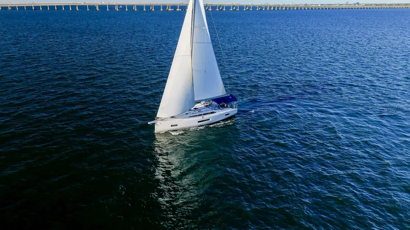 Slide: The Image of Beneteau 40.1 2022 - 5906320