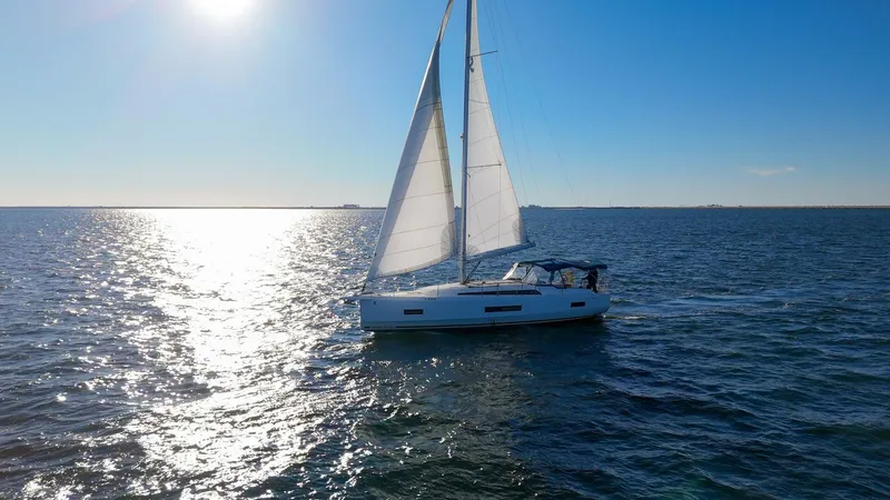 Slide: The Image of Beneteau 40.1 2022 - 5906335