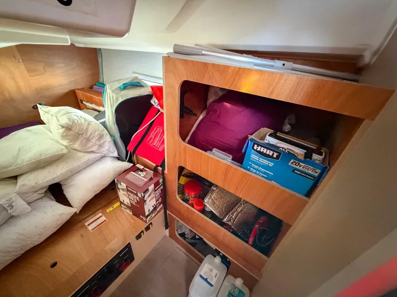 Slide: The Image of Beneteau 40.1 2022 - 5869371