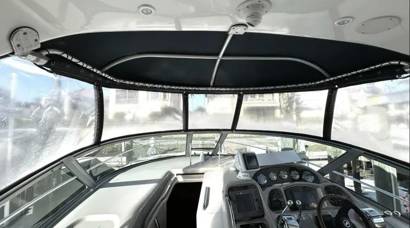 Slide: The Image of Sea Ray 320 2006 - 5869769