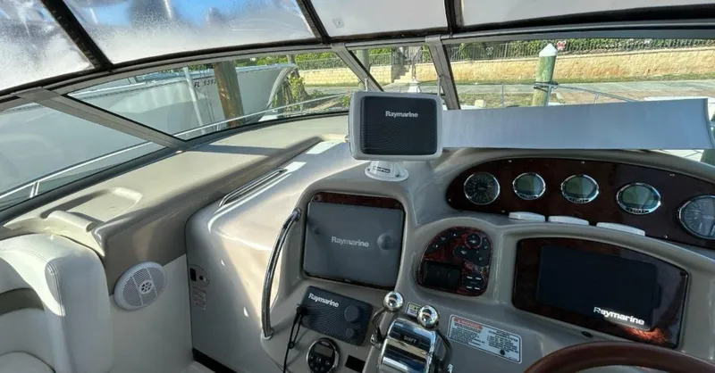 Slide: The Image of Sea Ray 320 2006 - 5869771