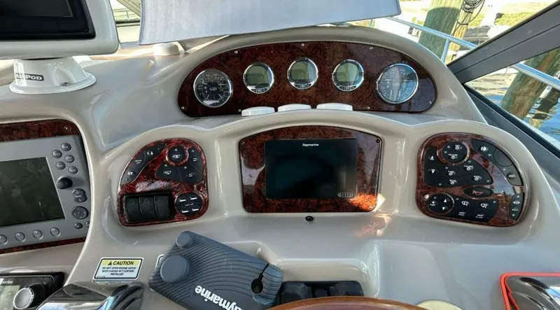 Slide: The Image of Sea Ray 320 2006 - 5869777