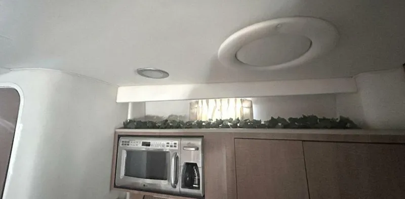 Slide: The Image of Sea Ray 320 2006 - 5869790