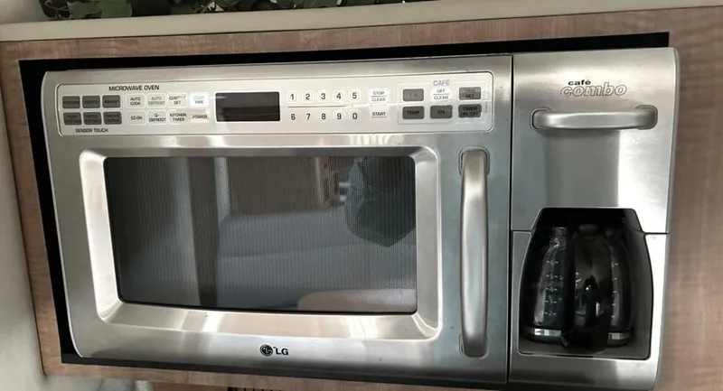 Slide: The Image of Sea Ray 320 2006 - 5869791