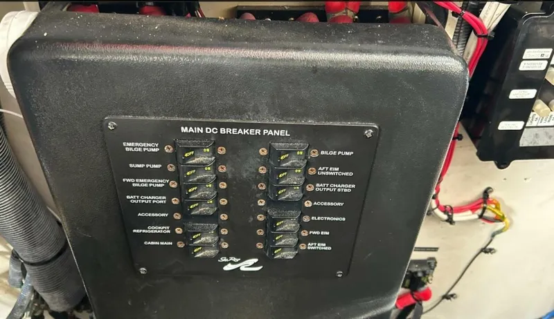 Slide: The Image of Sea Ray 320 2006 - 5869810