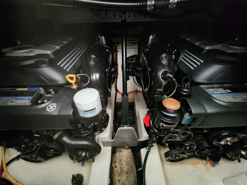 Slide: The Image of Monterey 335S 2017 - 5867491