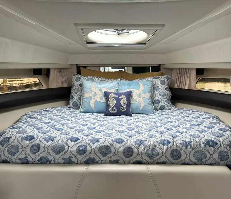 Slide: The Image of Monterey 335S 2017 - 5865749