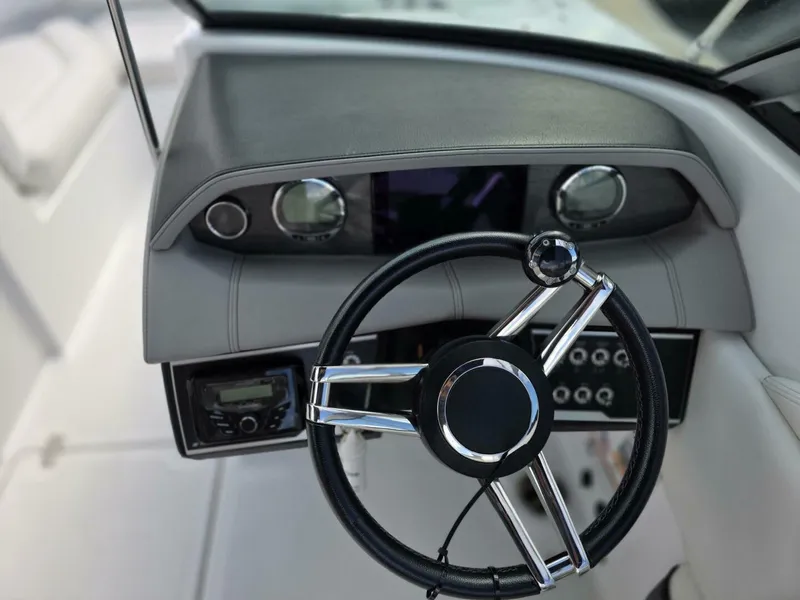 Slide: The Image of Four Winns HD3 2021 - 5865679