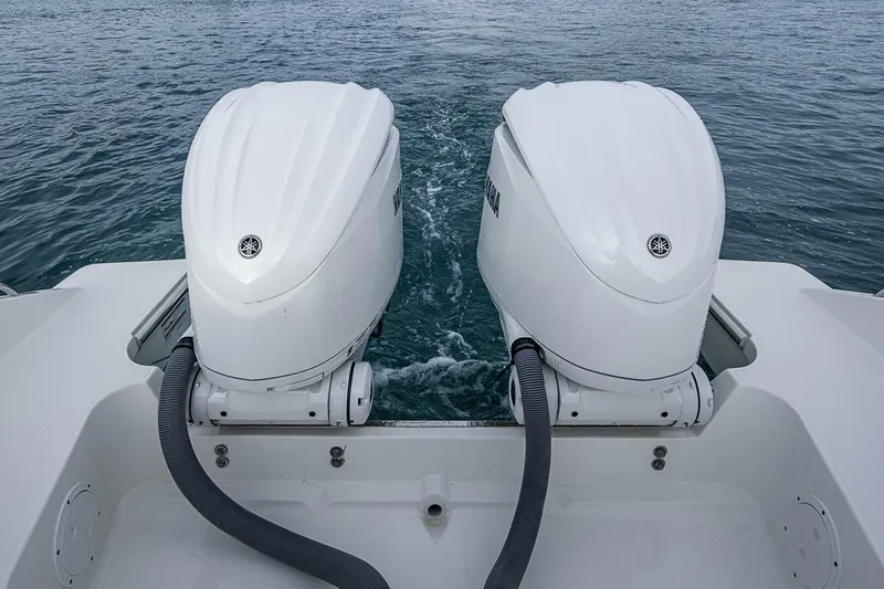 Slide: The Image of Pursuit S 328 Sport 2024 - 5865794