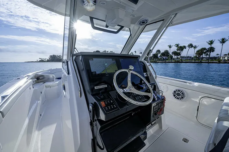 Slide: The Image of Pursuit S 328 Sport 2024 - 5865796