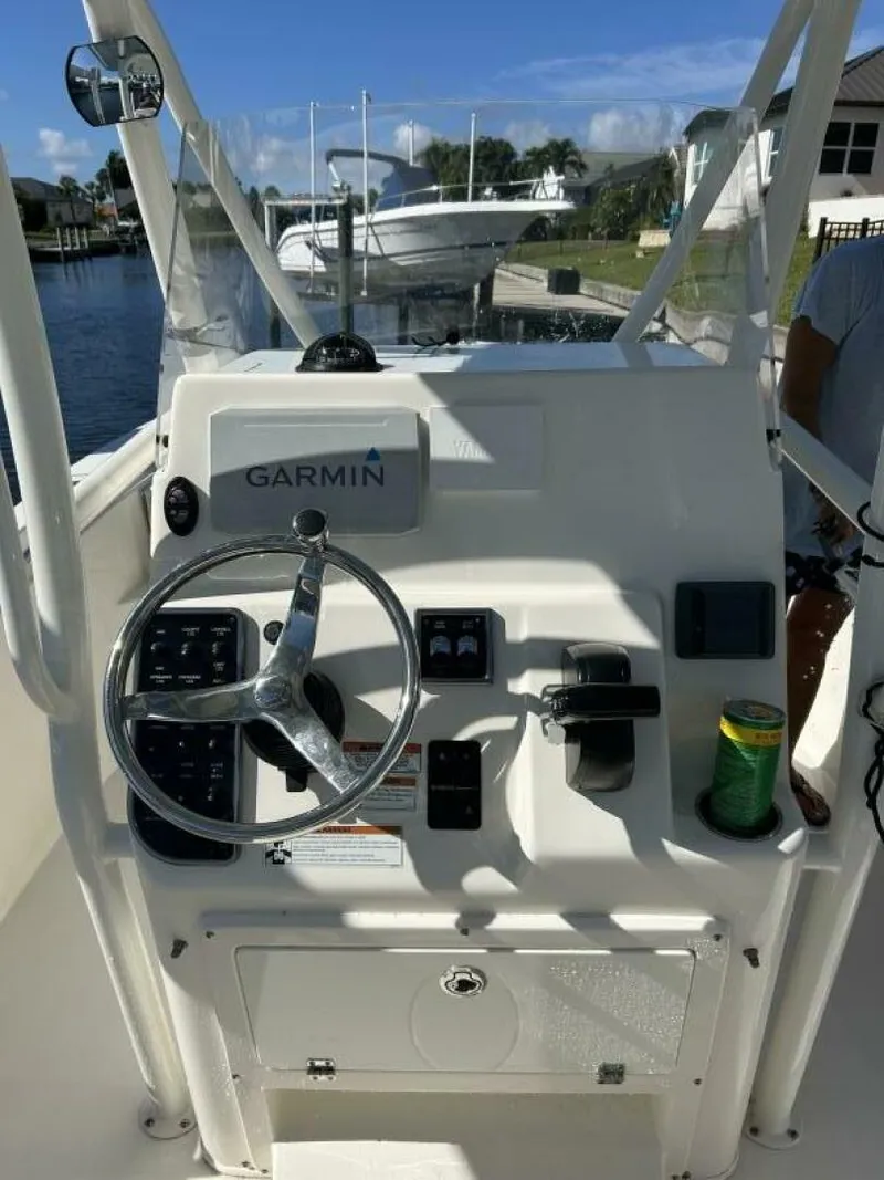 Slide: The Image of Cobia 220 Center Console 2022 - 5865917
