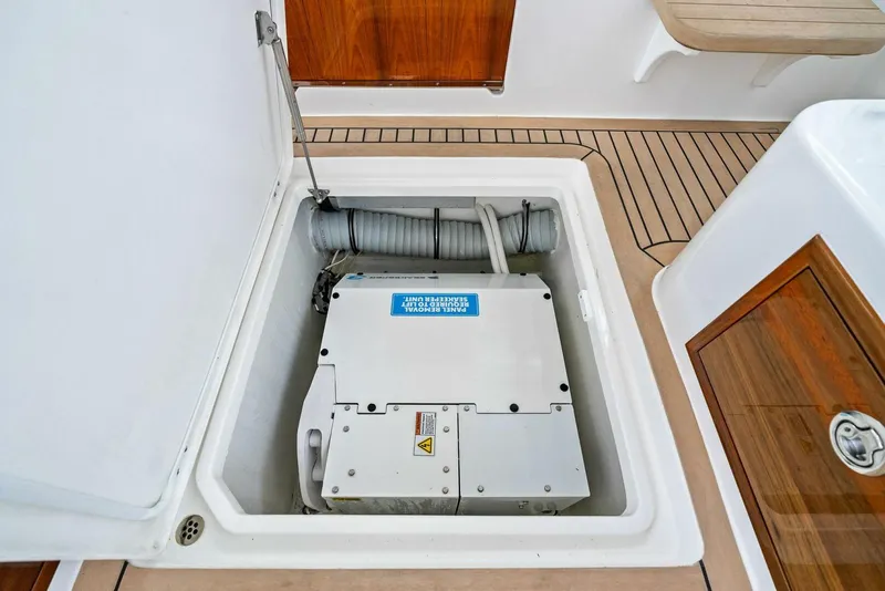 Slide: The Image of MJM 35 2023 - 5866572