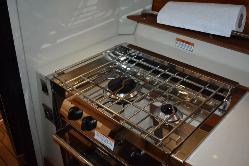 Slide: The Image of Ranger Tug R-27 Luxury Edition 2022 - 5866418