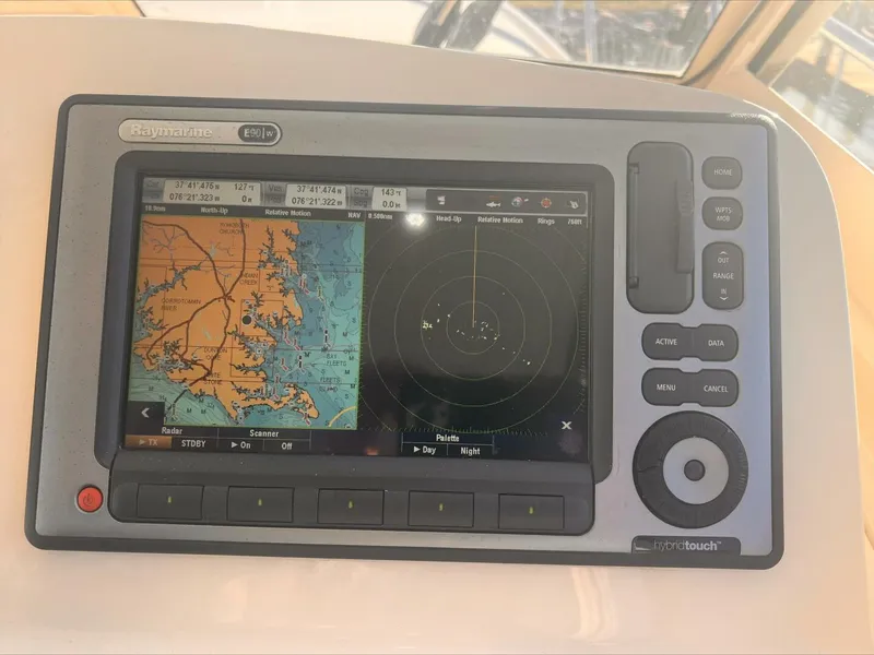 Slide: The Image of Mainship Pilot 31 2009 - 5867921