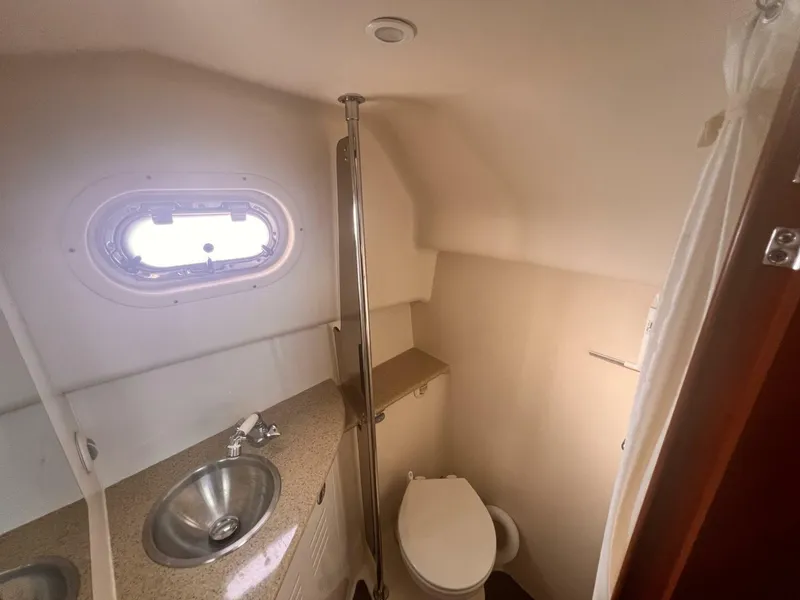 Slide: The Image of Mainship Pilot 31 2009 - 5867938