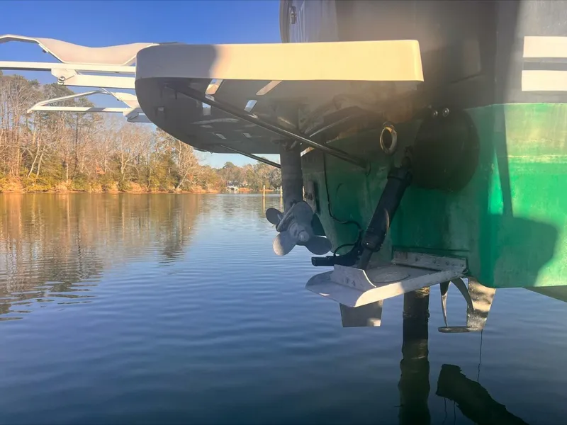 Slide: The Image of Mainship Pilot 31 2009 - 5868024