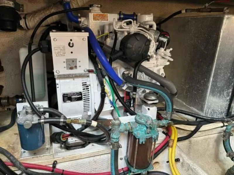 Slide: The Image of Mainship Pilot 31 2009 - 5867964