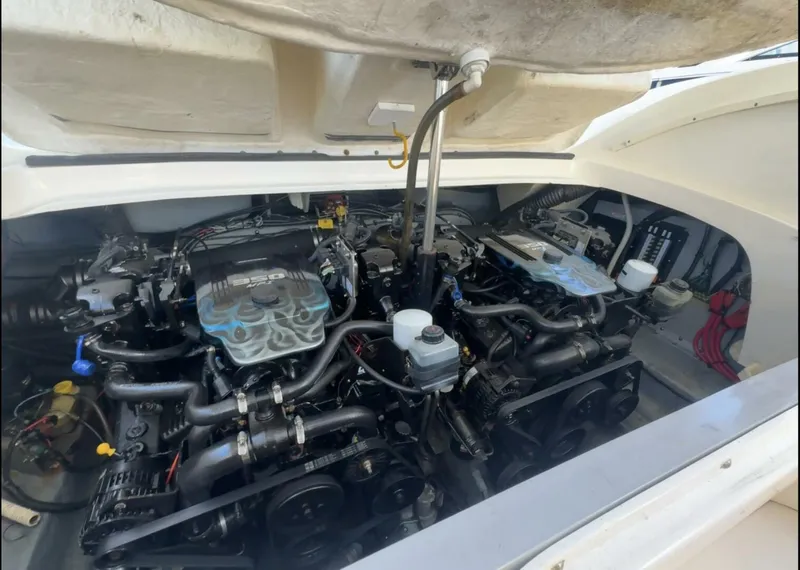 Slide: The Image of Sea Ray 290 Bowrider 2002 - 5866731