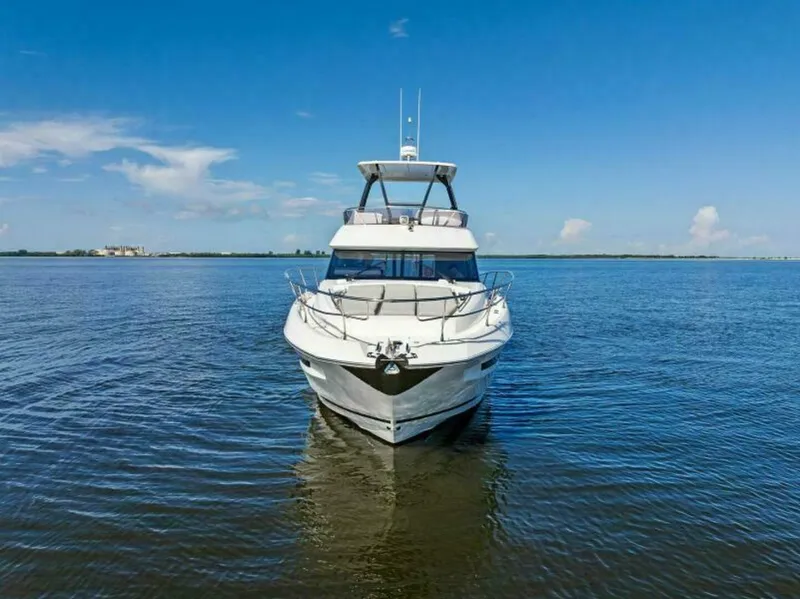 Slide: The Image of Prestige 460 Flybridge 2023 - 5867021