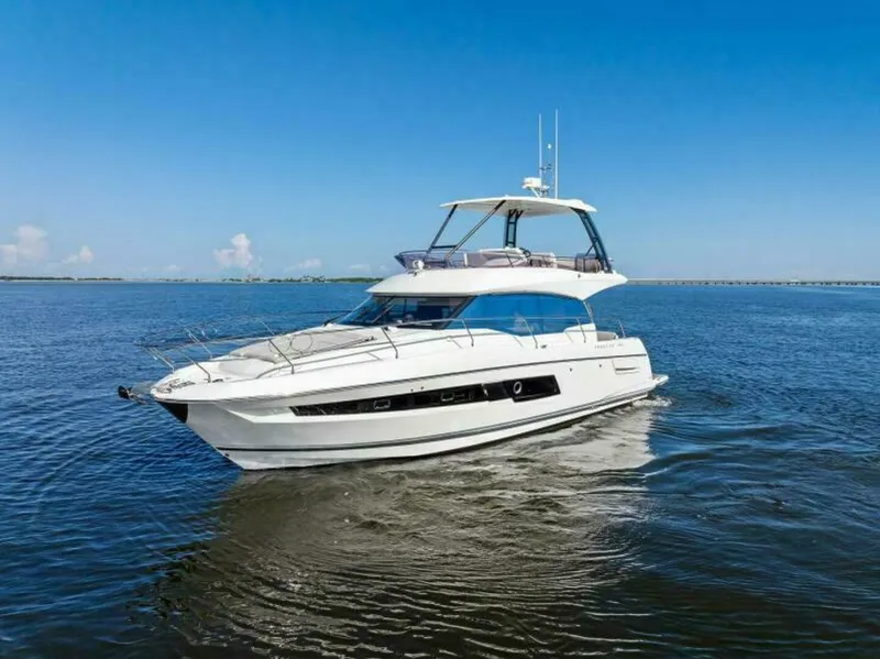 Slide: The Image of Prestige 460 Flybridge 2023 - 5867028