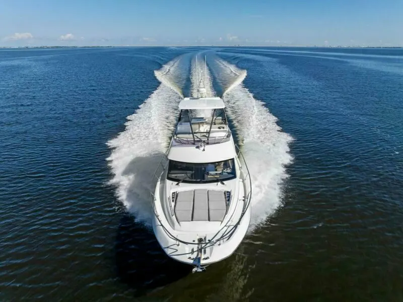 Slide: The Image of Prestige 460 Flybridge 2023 - 5867037