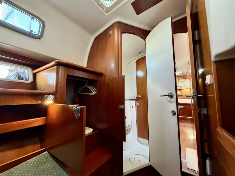 Slide: The Image of Beneteau Oceanis 461 2000 - 5872522