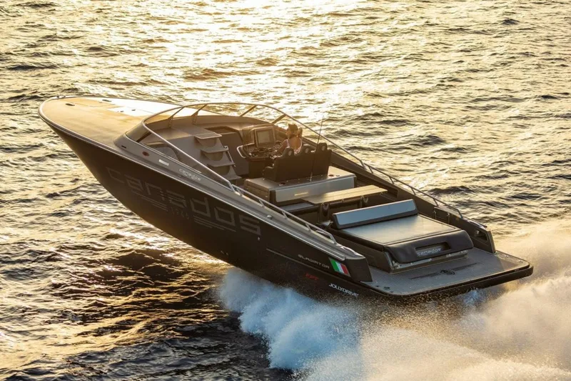 The Image of Canados Gladiator 431 Speedster 2027 - 5867173