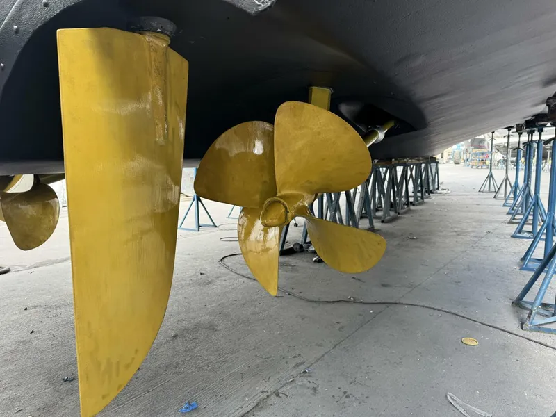 Slide: The Image of January 2026 Bottom Service - 5910011