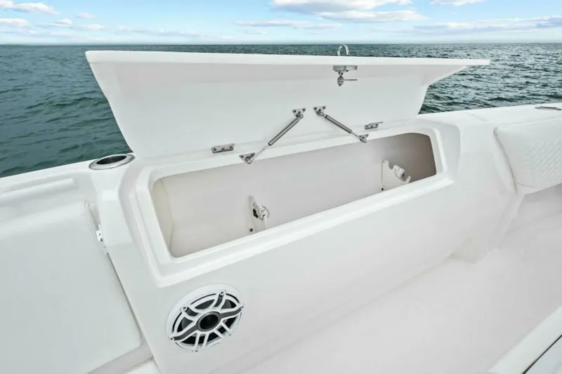 Slide: The Image of 2020 Intrepid 400 CC - Cockpit Storage - 5867407