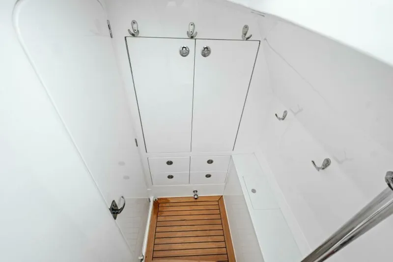 Slide: The Image of 2020 Intrepid 400 CC - Cabin - 5867414