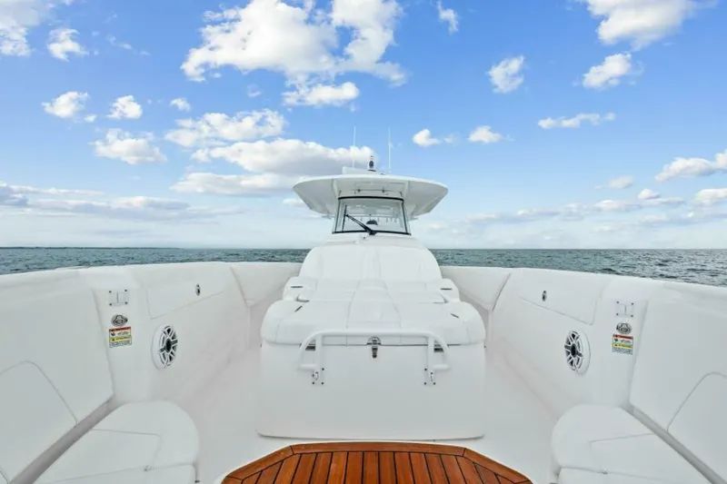 Slide: The Image of 2020 Intrepid 400 CC - Bow - 5867390