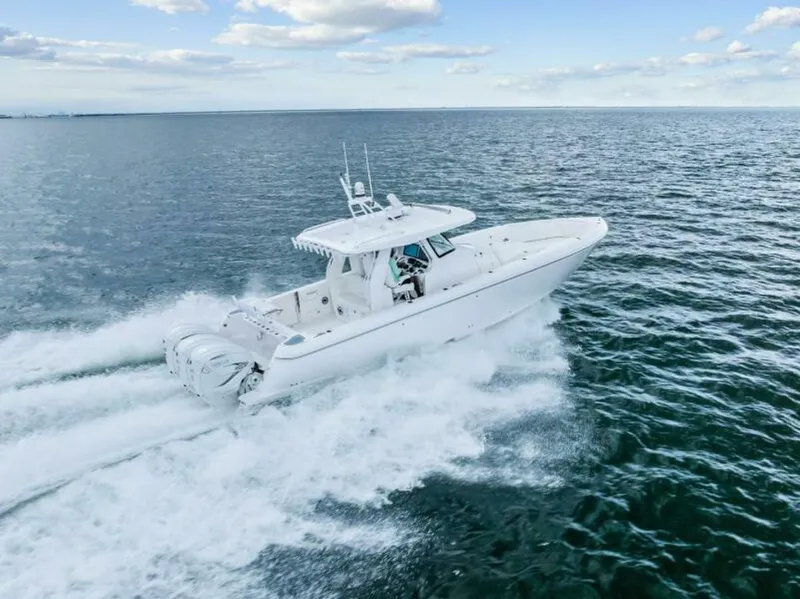 Slide: The Image of 2020 Intrepid 400 CC - Profile - 5867427