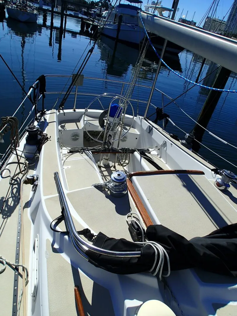 Slide: The Image of Tartan 33 1980 - 5867793