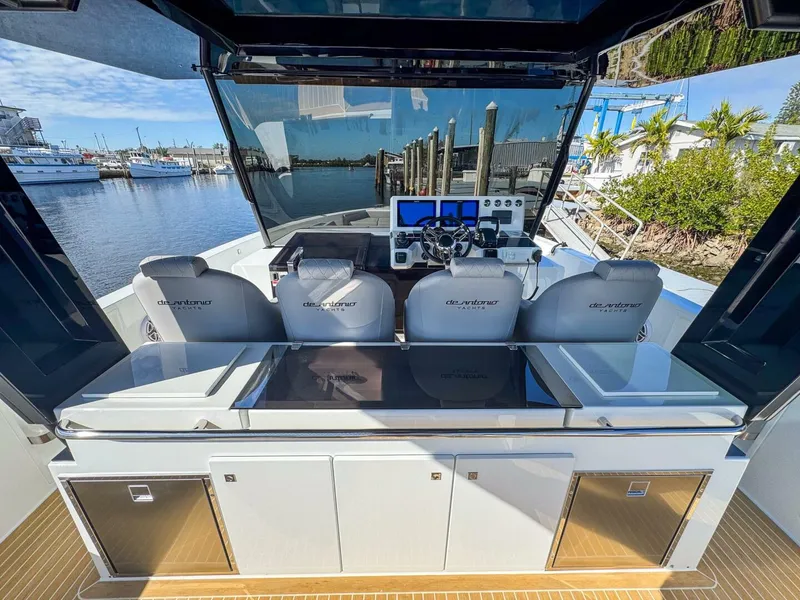 Slide: The Image of De Antonio Yachts D42 2026 - 5868776