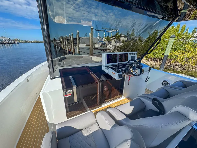 Slide: The Image of De Antonio Yachts D42 2026 - 5868772