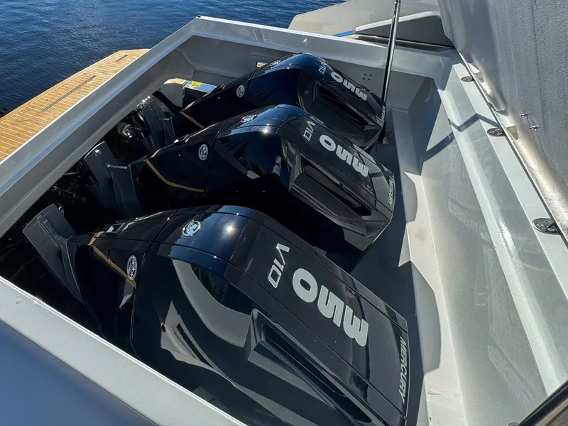 Slide: The Image of De Antonio Yachts D42 2026 - 5868635