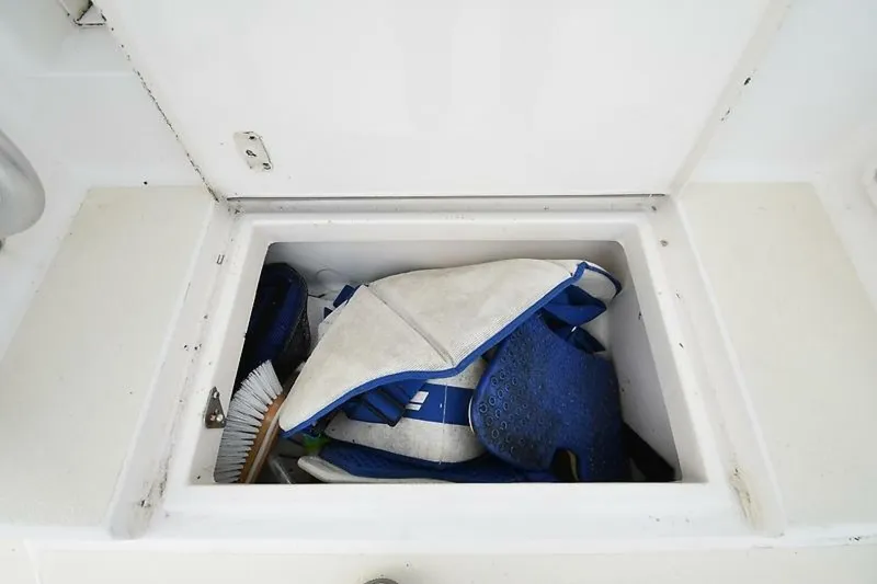 Slide: The Image of 0005503079 - 5868981