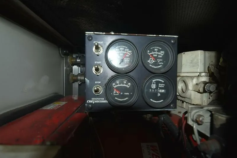 Slide: The Image of 0005503095 - 5868990