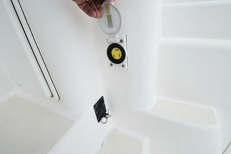 Slide: The Image of 0005503107 - 5869000