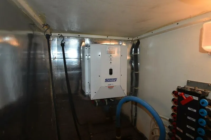 Slide: The Image of 0005503115 - 5869018