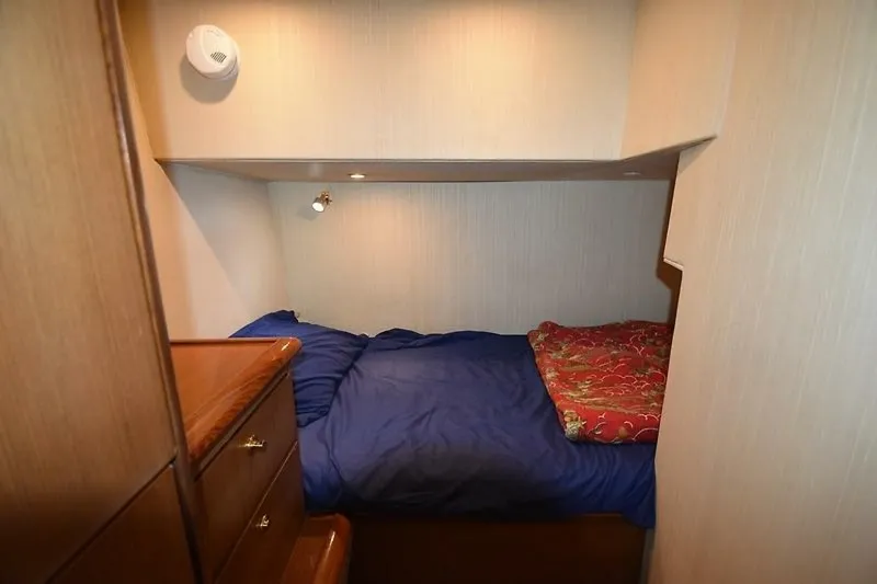 Slide: The Image of 0005503122 - 5869032